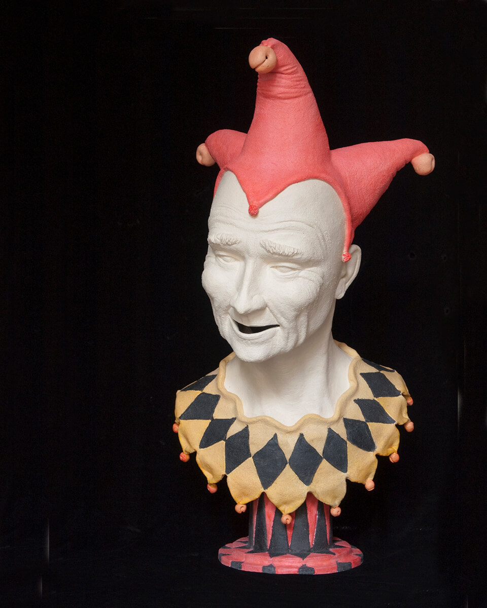 Figurative ceramic sculpture of a Jester head called Guilliare