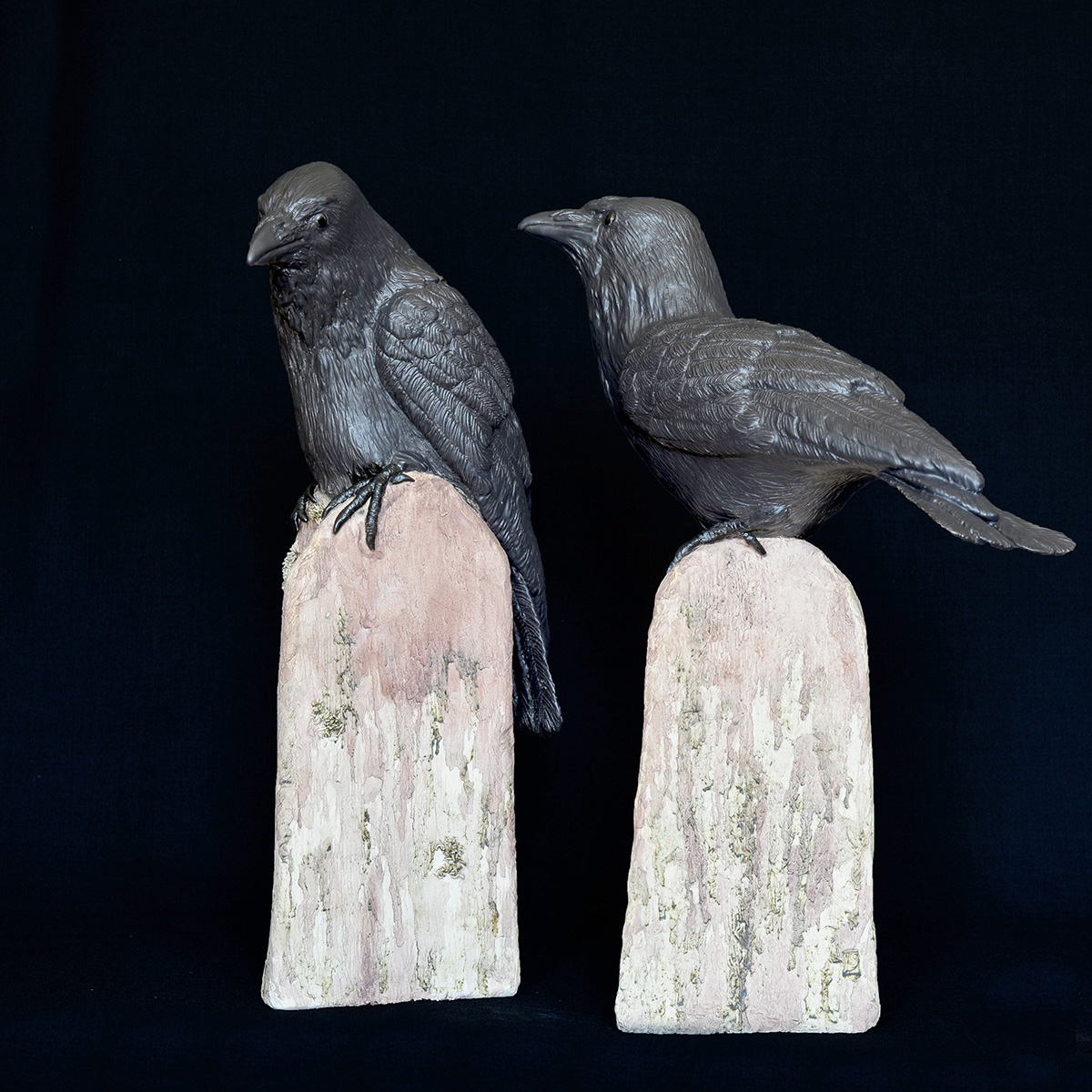 Figurative ceramic sculpture of Crows